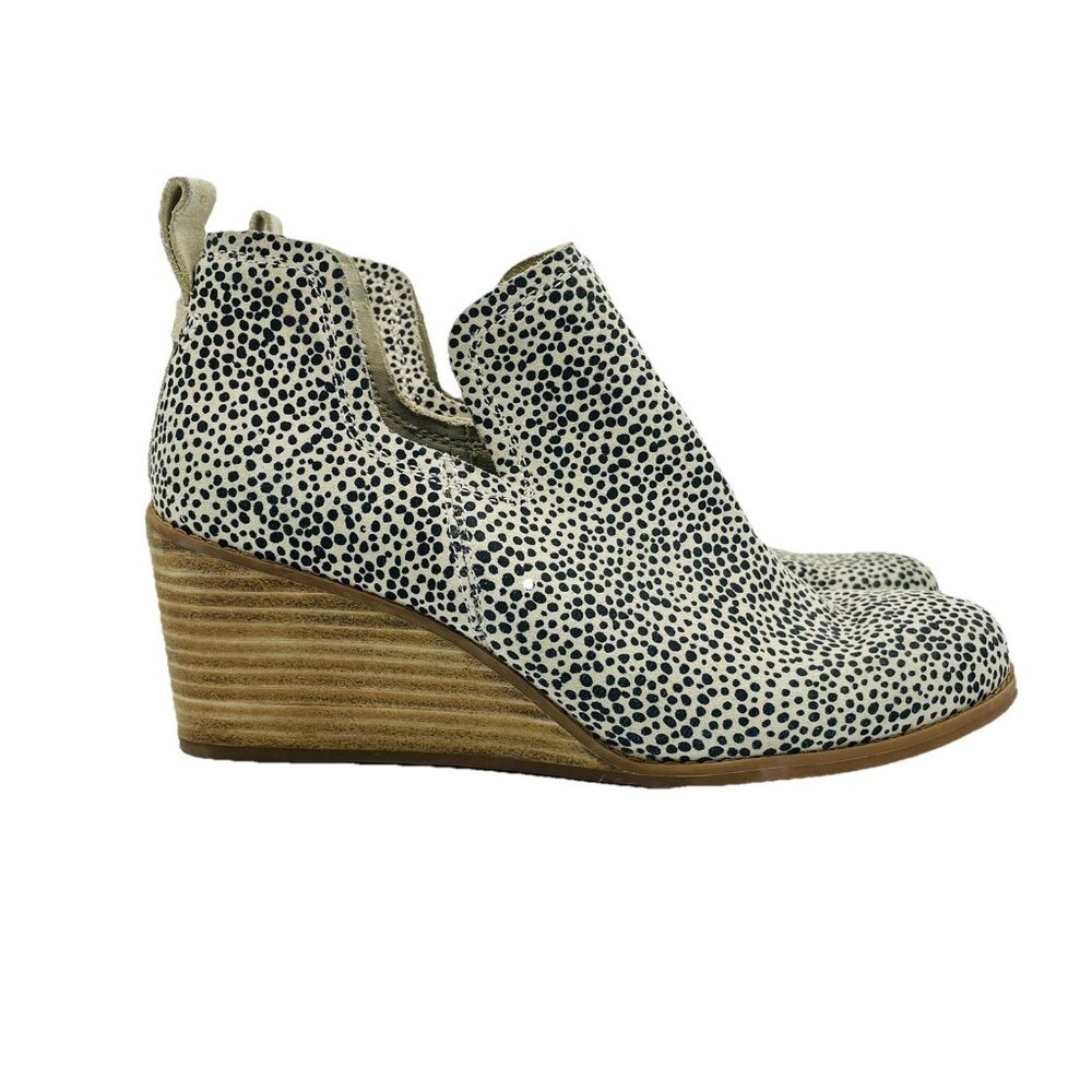 Toms Shoes Womens Size 8.5 Beige Polka Dot Heels Ankle Boots Booties Wedge Slip